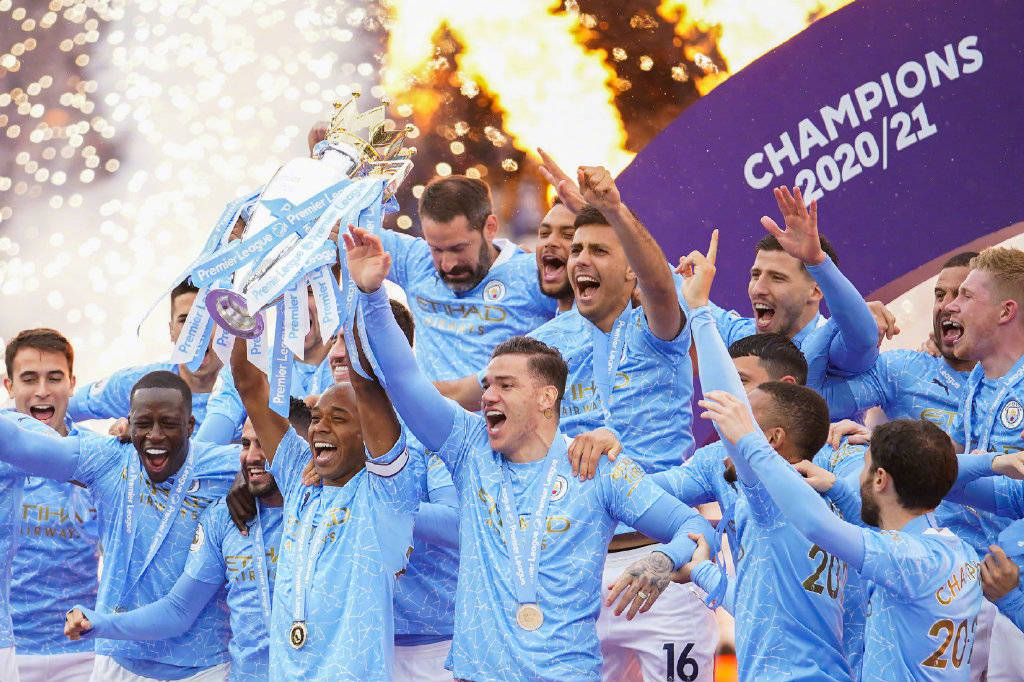 他依然保持 他依然保持