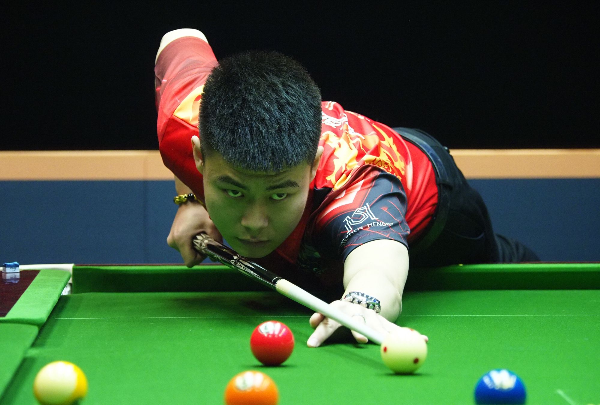 阿尔瓦雷斯 阿尔瓦雷斯